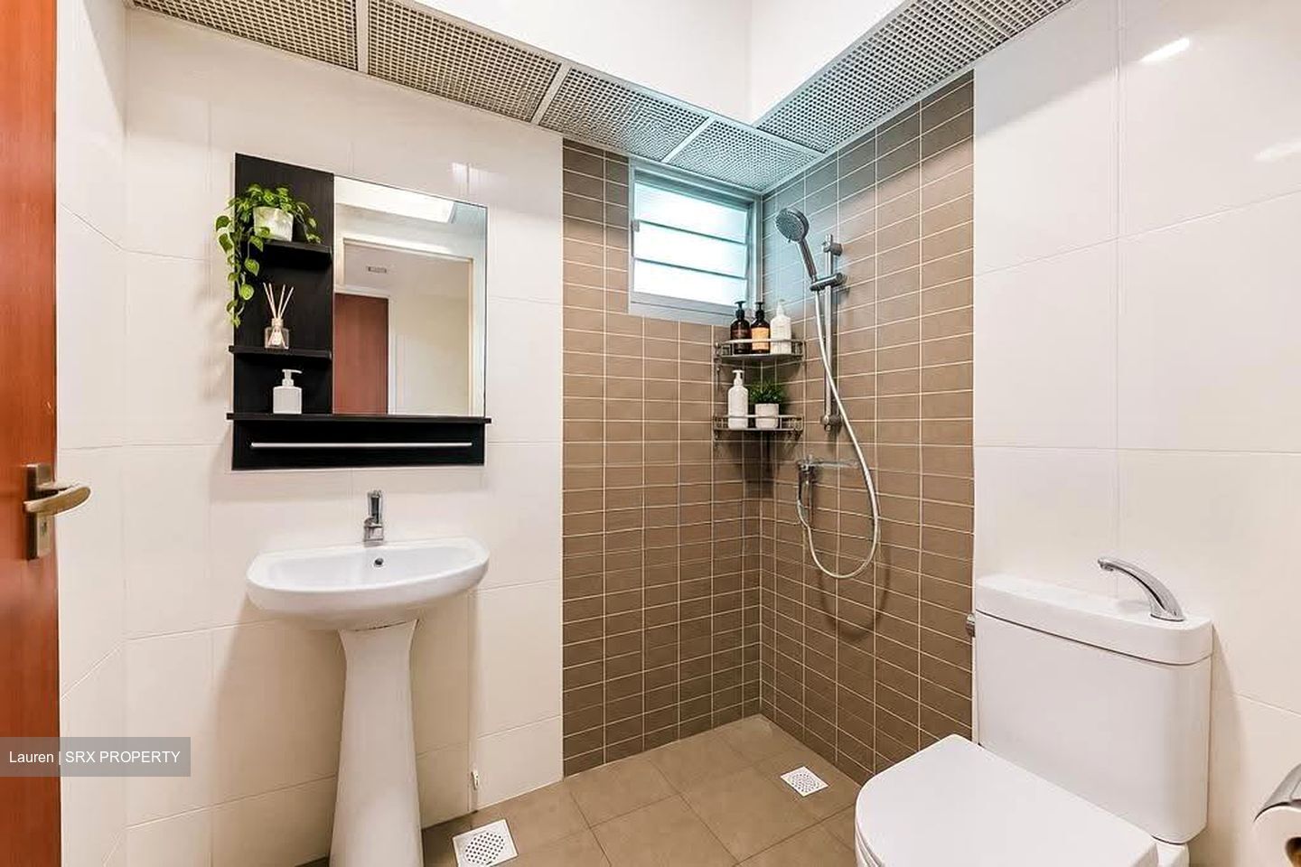 Blk 129C Eastcrown @ Canberra (Sembawang), HDB 5 Rooms #615931501